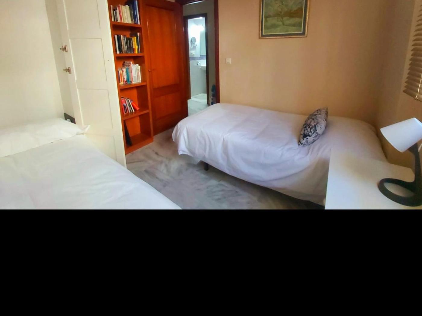 Apartamento Junto A La Calle Betis: El Corazon De Triana